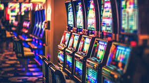 bingoplud live casino dealer streaming baccarat to Filipino mobile player